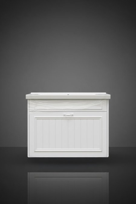 خزانة خشب أبيض بتصميم كلاسيكي أنيق